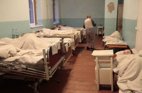 У психіатричних медзакладах Тернопільщини неналежно утримують хворих
