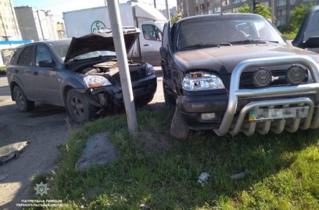У Тернополі  неподалік педуніверситету зіткнулося два автомобілі