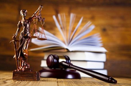 Багатодітна мама з Тернопільщини виграла суд в управління соцзахисту населення