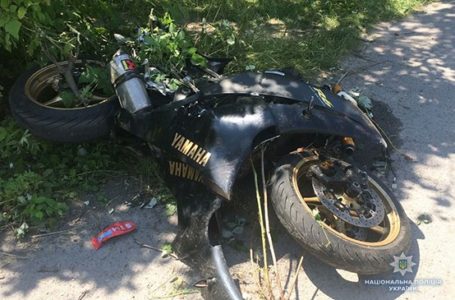 На Тернопільщині через зіткнення з вантажівкою загинув мотоцикліст