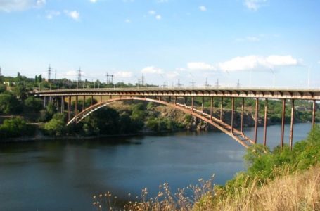 Українські мости хочуть обладнати датчиками контролю