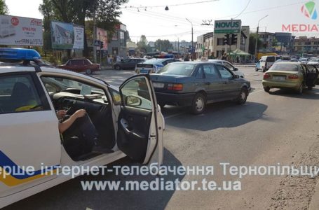 Через п’яного водія на вулиці Живова ДТП та затор (Фото)