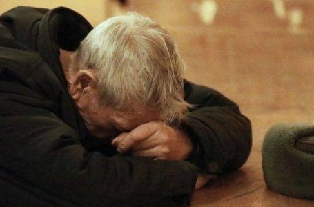 У Тернополі невідомі пограбували подружжя пенсіонерів