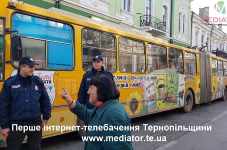 Перевізники у Тернополі хочуть зупиняти транспорт