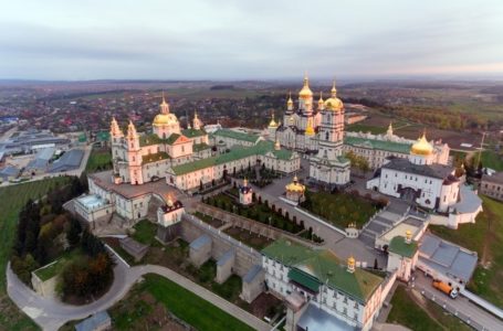 Земельні ділянки у Почаєві Московському патріархату не передадуть