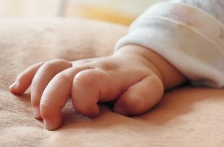 На Тернопільщині після сну не прокинулась двомісячна дитина