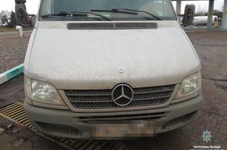 За добу у чотирьох тернопільських водіїв виявили підроблені документи