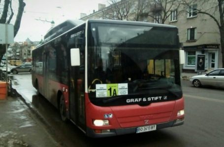 Для перевезення пасажирів Тернопіль придбав два низькопідлогові автобуси
