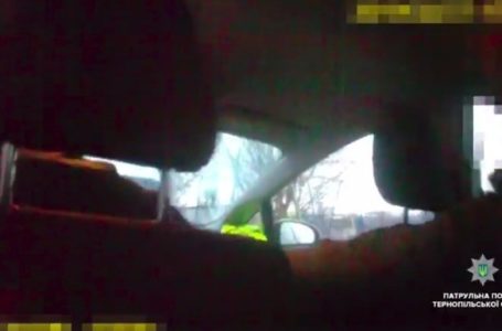 П’яний винуватець ДТП намагався підкупити тернопільських патрульних (Відео)