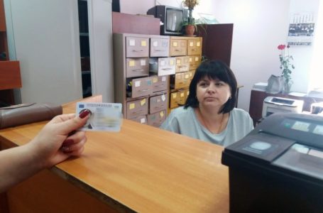 Майже 400 ID-карток отримали жителі Тернопільщини напередодні та у день виборів