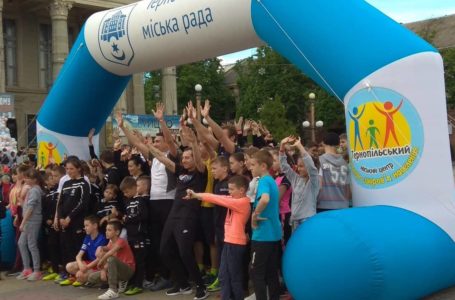 Понад сотня тернополян приєднались до благодійного марафону – біг заради добра