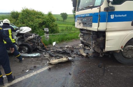 У ДТП на Тернопільщині загинули троє людей, ще двоє у лікарні