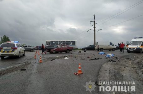 Поблизу Тернополя смертельна ДТП: дві людини загинули, ще троє постраждали