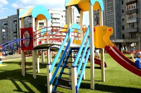 У Тернополі цьогоріч встановили 40 дитячих майданчиків