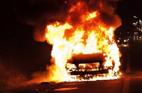 У Тернополі внаслідок ДТП згорів автомобіль (Відео)
