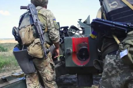 Тернопільські артилеристи відточують бойові навички: у хід пішла протитанкова гармата МТ-12 “РАПІРА” (Відео)