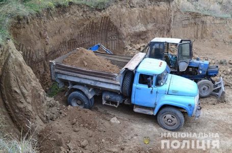 У Дністровському каньйоні незаконно видобували глину