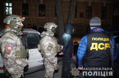 Наркоторговці, затримані у Тернополі, перебувають під вартою