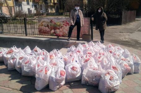 Теребовлянський підприємець закупив продукти стареньким (Фото)