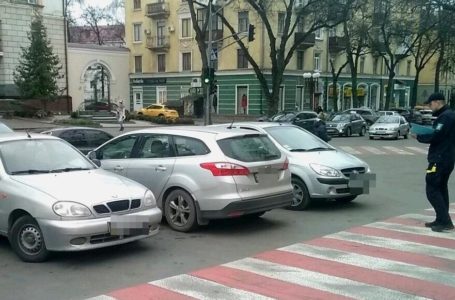 У Тернополі з 1 червня знову потрібно платити за паркування авто