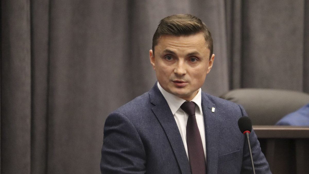 Головою Тернопільської облради обрали Михайла Головка. «За» проголосували 38 депутатів
