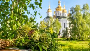 Що не можна робити на Трійцю: народні заборони та їхні глибокі корені