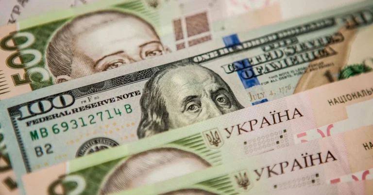 500 доларів в гривні: курс на липень 2026 та вигідний обмін