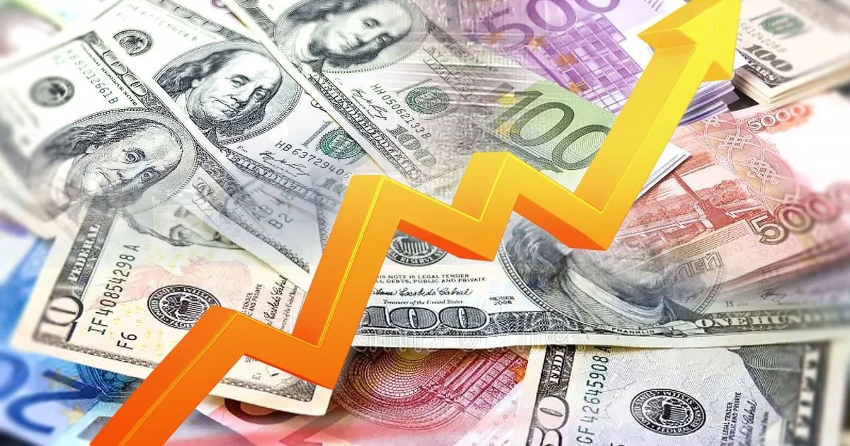 Долар і євро стрімко дорожчають на графіку курсів НБУ