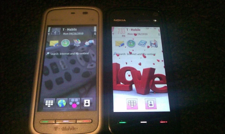 Як змінити час на телефоні на Android та iPhone