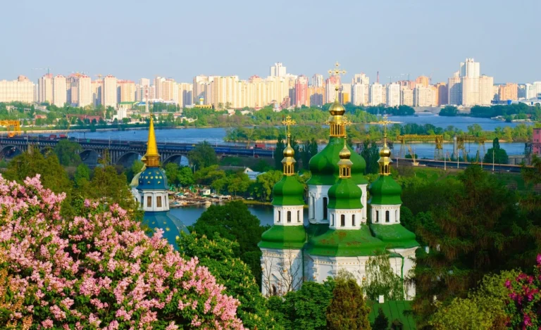 Погода на 2 тижні в Києві: детальний прогноз та лайфхаки для комфортного літа