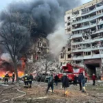 Росіяни вдарили по Сумам шістьма КАБами: троє загиблих і 17 поранених, серед них — підліток
