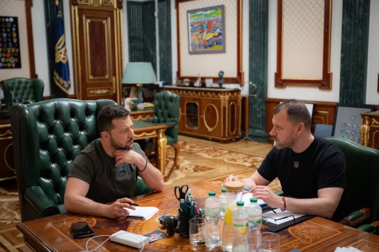Зеленський обговорив з Клименком нагальні виклики для держави