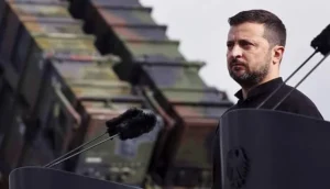 Зеленський на трибуні перед системами Patriot заявляє про співпрацю з Mitsubishi