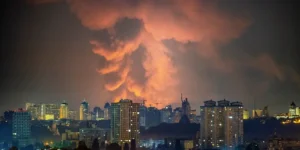 Росія вдарила по Києву та області балістикою: 14 загиблих